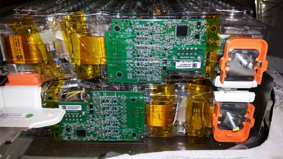 Из чего состоит батарея для Tesla Model S батарея электромобиля tesla,Марки и модели,ремонт автомобилей