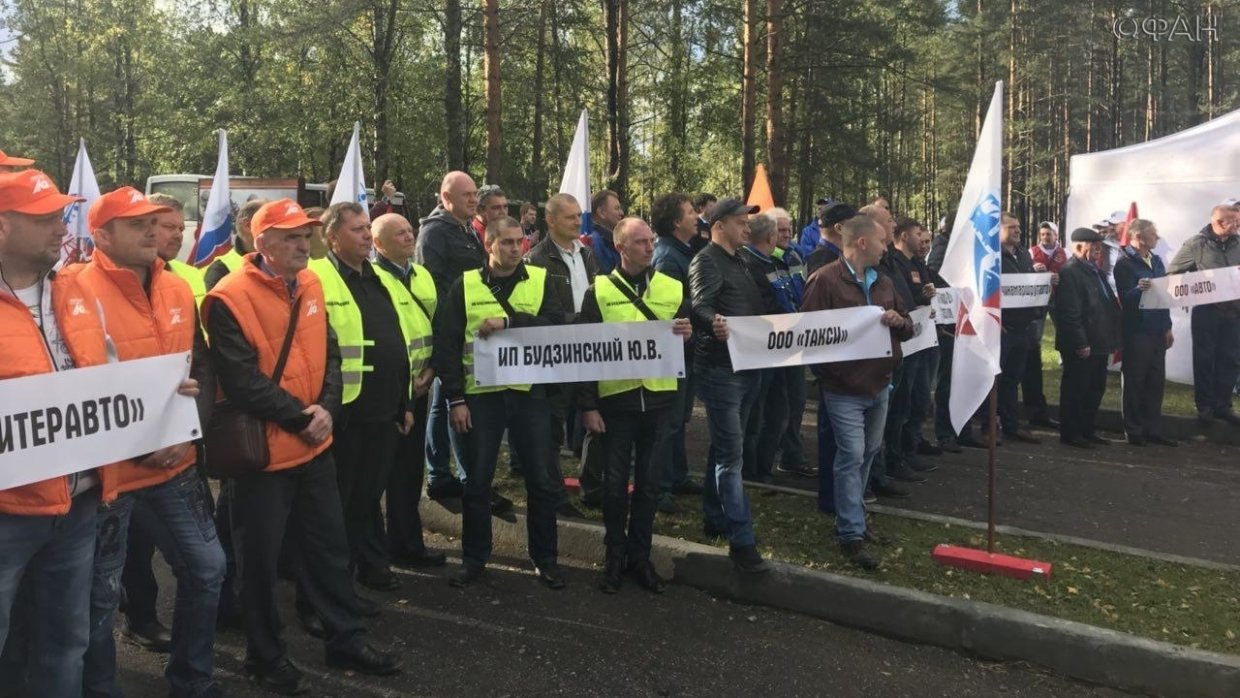 На смене тяжелее: соревнование на звание лучшего водителя автобуса Ленобласти. ФАН-ТВ