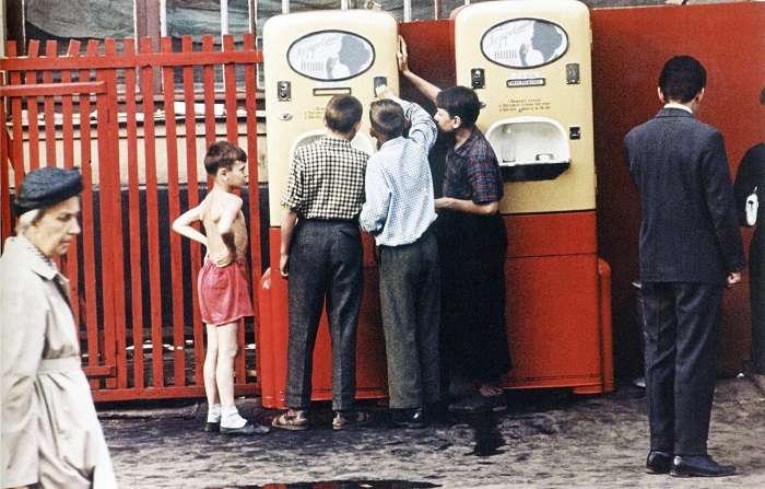 Интересная подборка колоритных фотографий, снятых в 1964 году. 