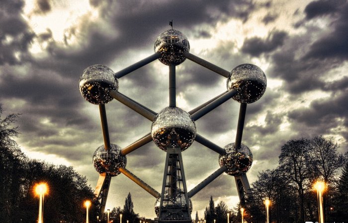 «Атомиум»: самый посещаемый памятник Брюсселя путешествия