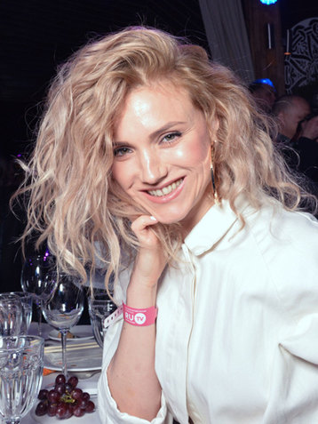 Тогда и сейчас: как выглядят девушки из группы «Фабрика» 16 лет спустя Тогда и сейчас: как выглядят девушки из группы «Фабрика» 16 лет спустя все звезды