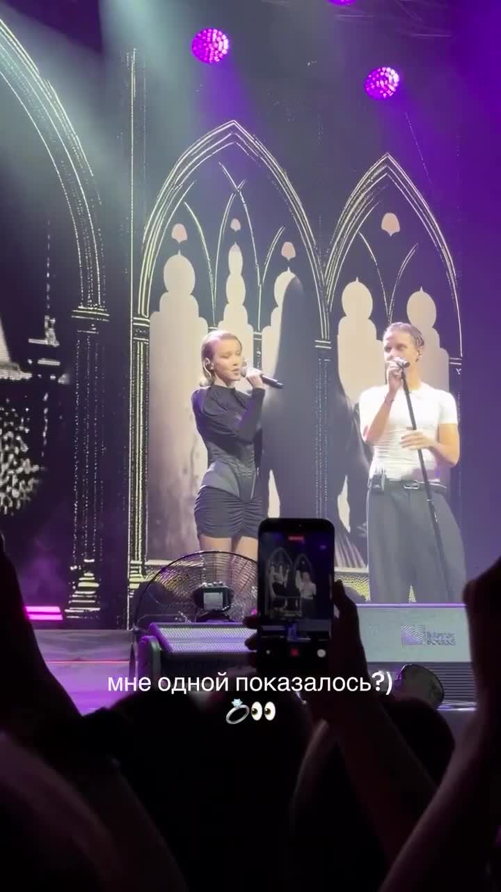 В Сети обсуждают тайную помолвку Вани Дмитриенко и Анны Пересильд Дмитриенко, Пересильд, влюбленные, очень, жизнь, вместе, только, актриса, школе, актрисы, рождения, несколько, девушка, Тогда, поклонники, чтобы, просто, Сейчас, безымянном, рассказывал