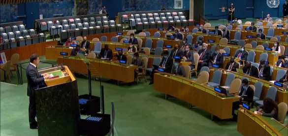 А с роялем был бы аншлаг: Сеть отреагировала на выступление Зеленского в ООН перед пустым залом (ФОТО) | Русская весна