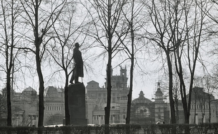 Белорусский вокзал. СССР, Москва, 1980-е годы.