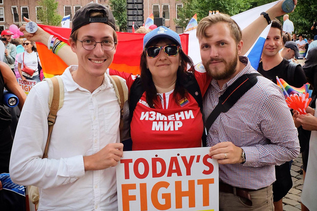 Супружеская гей-пара из России рассказала, как получила статус беженцев бегство,брак,геи,общество,россияне,эмиграция