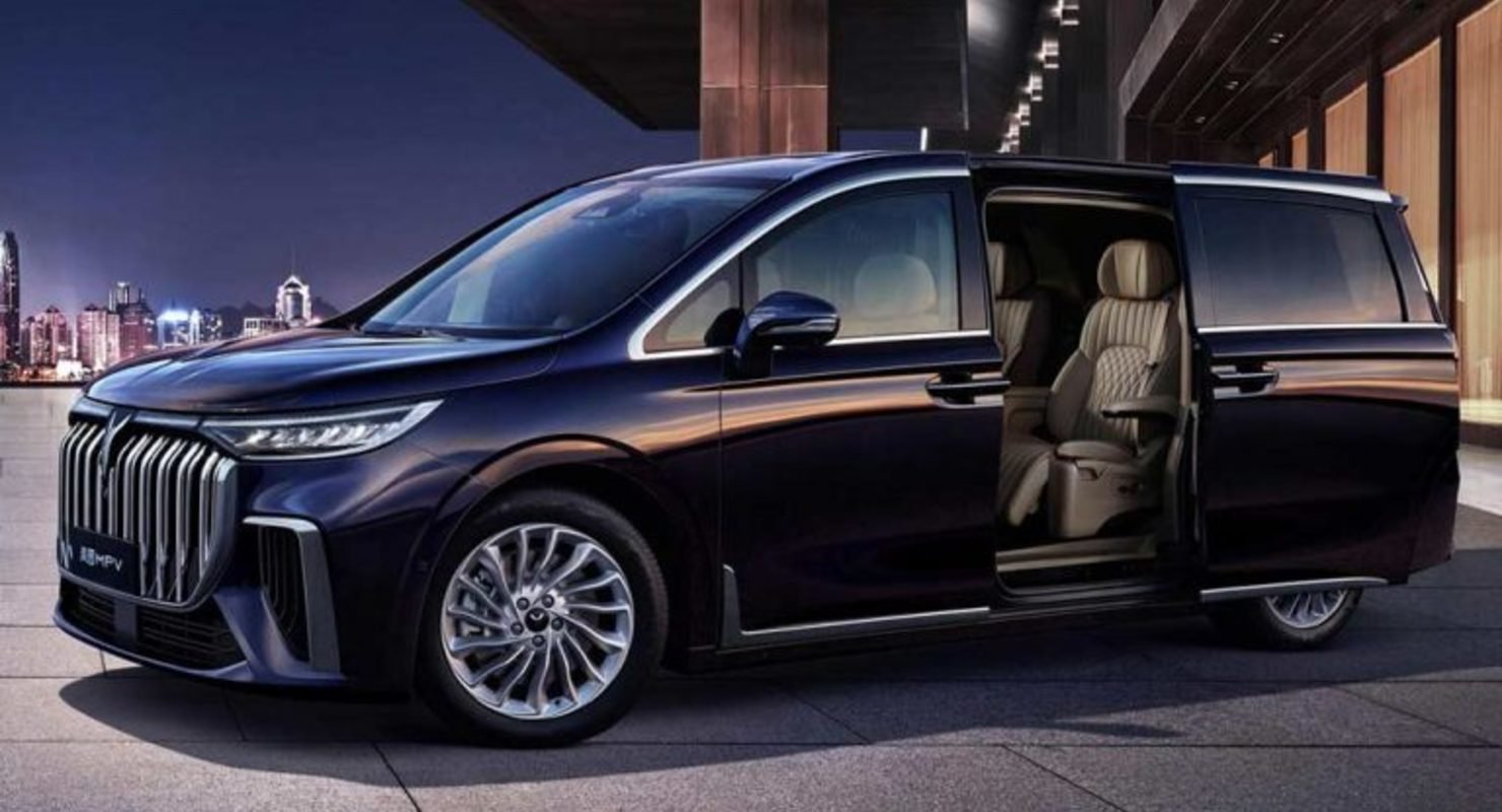 Китайцы представили роскошный четырехместный минивэн Voyah Dreamer