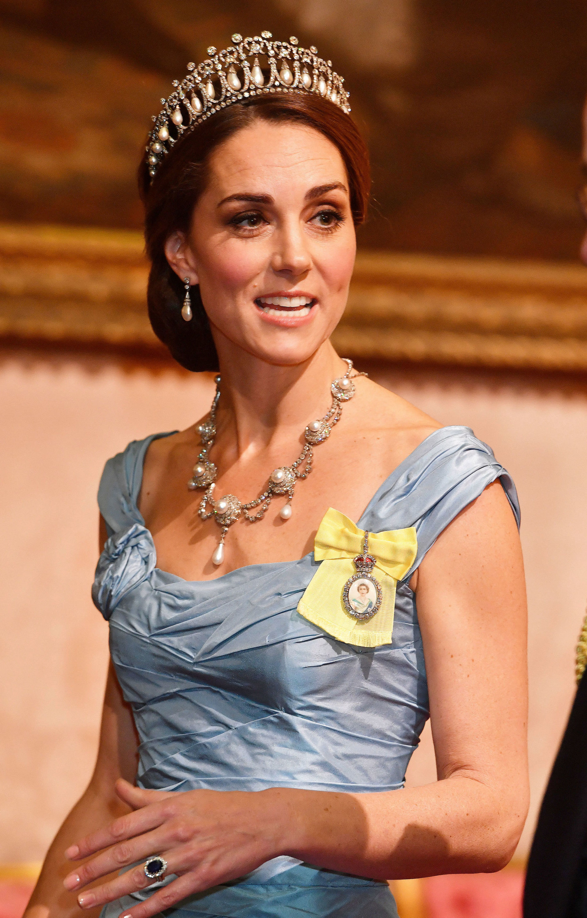 Фото №15 - Полный комплект: самые роскошные парюры британской королевской семьи