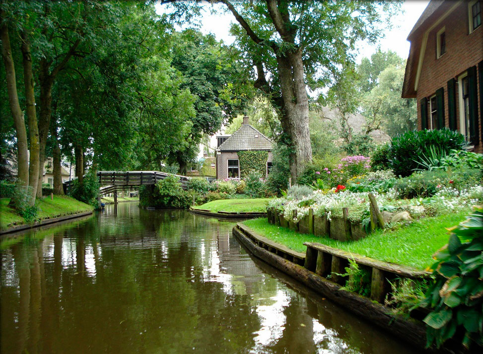 Гитхорн - деревня без дорог, Нидерланды архитектура,ландшафтный дизайн
