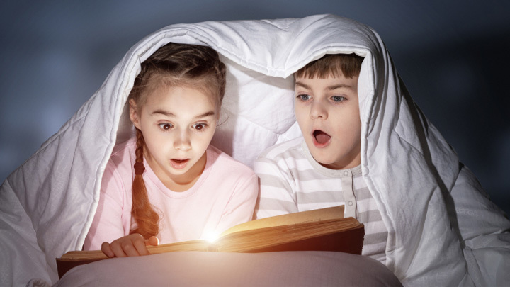 ПРОСВЕЩАЯ – РАЗВРАЩАЙ: РАСТЛИТЕЛИ ОБОСНОВАЛИСЬ В КНИЖНЫХ МАГАЗИНАХ