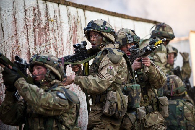 Минобороны Британии заявило о выводе своих военных инструкторов с Украины