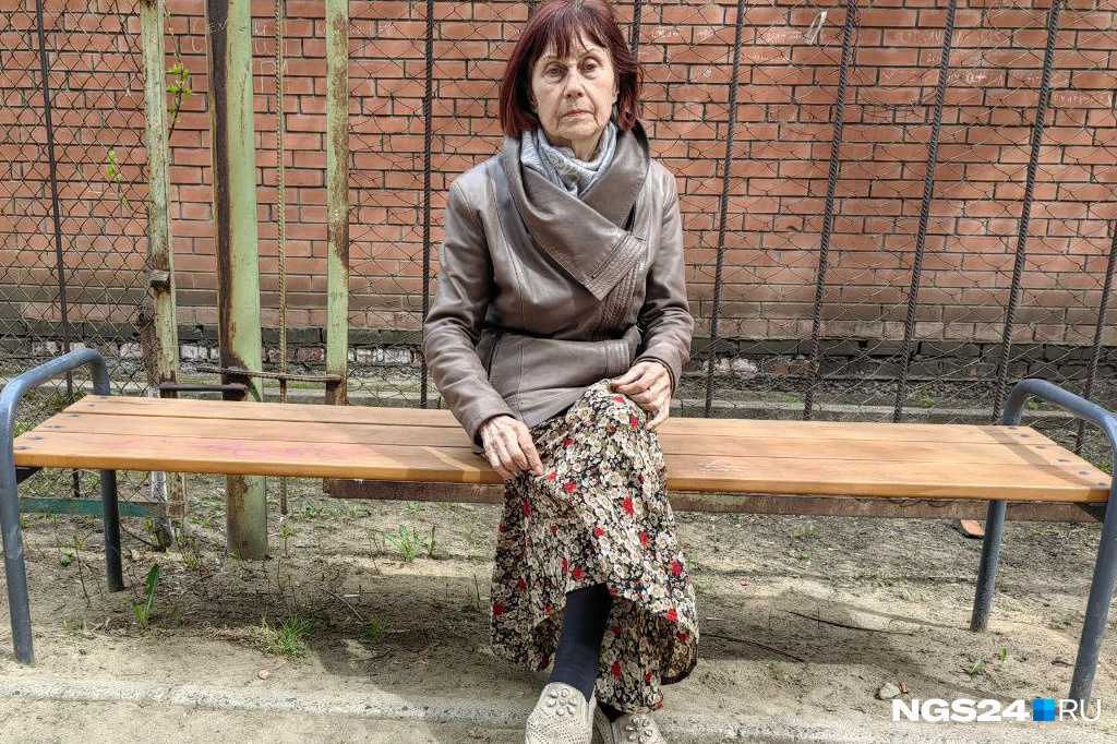 В Красноярске журналист NGS24.RU нашел 79-летнюю женщину с провалами в памяти