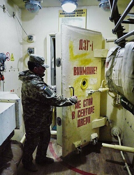 Новозеландский фотограф раскрыл секреты последней ядерной базы Украины