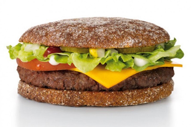 25 уникальных блюд, которые предлагают рестораны McDonald’s в разных странах