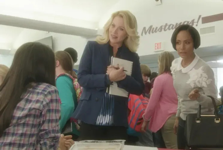 Кристину Эпплгейт госпитализировали на фоне борьбы с рассеянным склерозом Эпплгейт, плохие, мемуары, чтобы, которых, Очень, 52летнюю, также, зарядки, телефон, кровати, стакан, взять, далеко, достаточно, пошевелить, рукой, двойную, часто, просыпаюсь