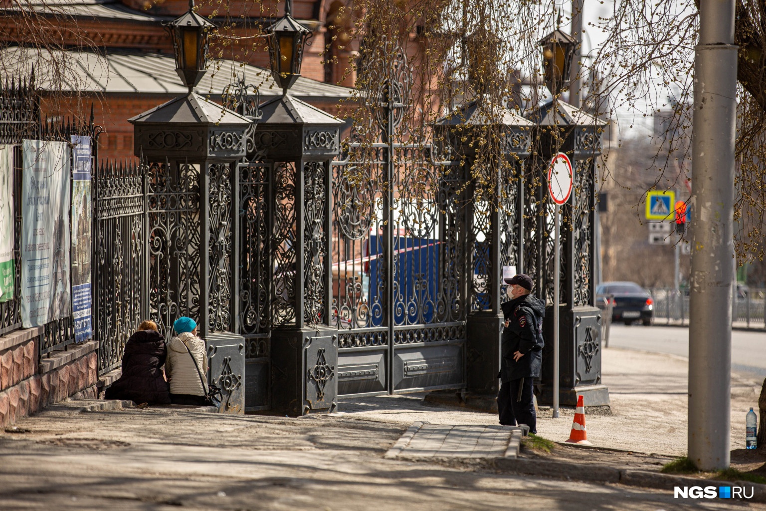 Фото Блогера Возле Храма