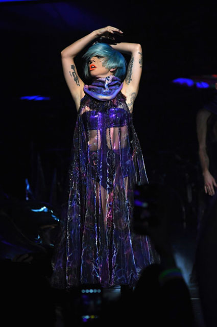 10 экстравагантных сценических образов Леди Гаги на шоу в Лас-Вегасе звездный стиль