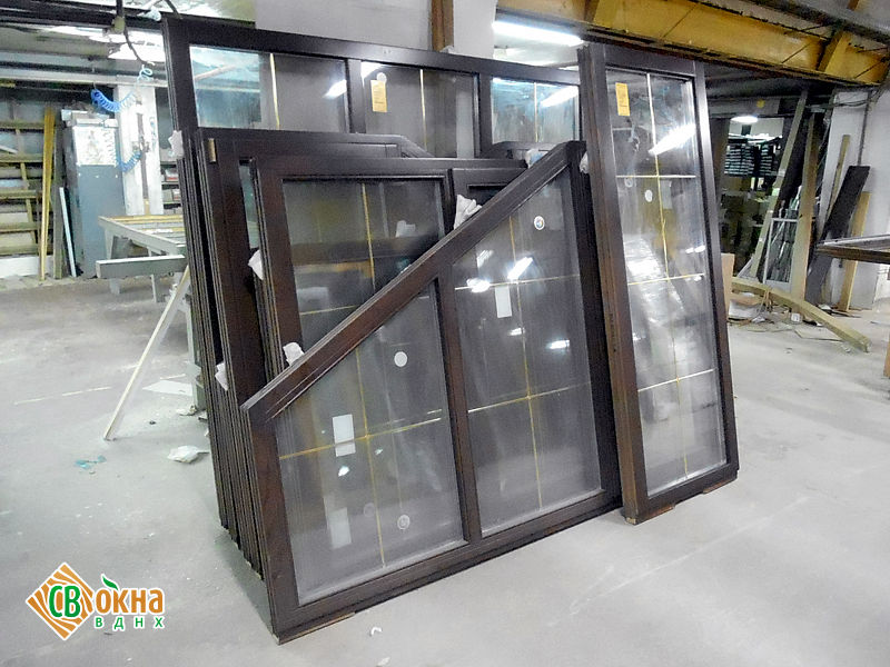 Деревянные евроокна из цельноламельной лиственницы