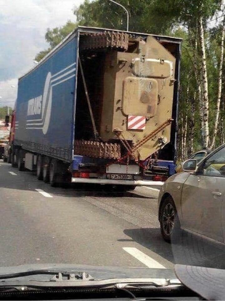 Чудеса погрузки и грузоперевозок: человек-муравей и его сила Чудеса погрузки и грузоперевозок: человек-муравей и его сила