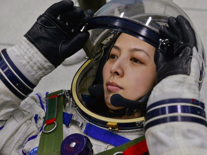 Чем женщины-космонавты лучше мужчин: НАСА не исключает чисто женской миссии на Марс девушки,загадочность,интересное,очарование,позитив,фотографии