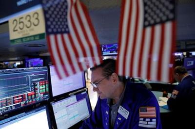 S&P 500, Nasdaq падают из-за опасений вокруг дельта-штамма, вопреки сильным отчетам за 2 квартал