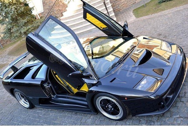 Lamborghini Diablo, которые катались по России и куда их увезли потом Diablo, России, очень, выпуска, Roadster, Svart, Россию, Несколько, назад, выпущенных, именно, находится, хозяин, всего, музыкальной, салона, продан, поставил, начале, дипломатические