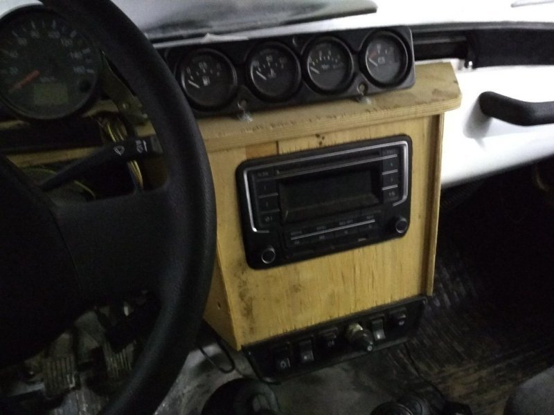 Ужасные примеры установки автоакустики авто, автозвук, автотюнинг, акустика, ваз, колхоз, музыка, тюнинг