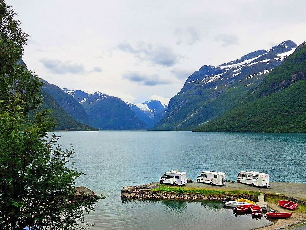 Ловатнет с дороги над Sande Camping