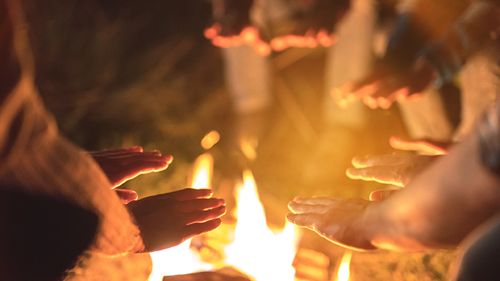 ЛУЧШИЙ СПОСОБ ЗАСТАВИТЬ РАБОТАТЬ: ЧИНОВНИКОВ ПЕРЕСЕЛЯТ В РАЗРУШЕННЫЕ ДОМА МАРИУПОЛЯ