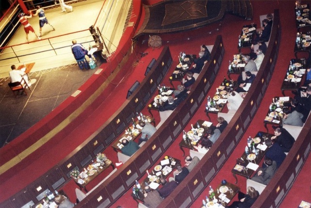 16 сумасшедших фото из России лихих 90-х 16 сумасшедших фото из России лихих 90-х 90-е,история,фотография