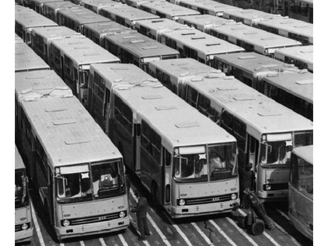 Зачем СССР закупал в огромном количестве дорогие венгерские Икарусы Зачем СССР закупал в огромном количестве дорогие венгерские Икарусы история