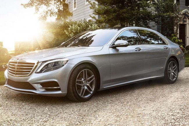 10 самых популярных автомобилей среди депутатов Госдумы Автомобили