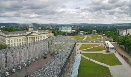 Копия Парфенона из 100 тысяч книг (11 фото)