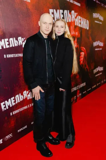 Валерия Гай Германика с 18-летней дочерью (которая недавно стала мамой), Софья Эрнст, Юра Борисов с женой, Лолита посетили премьеру фильма 