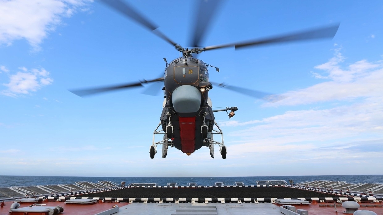 В Крыму проверили готовность вертолетов Ка-27 на фоне маневров НАТО Sea Breeze