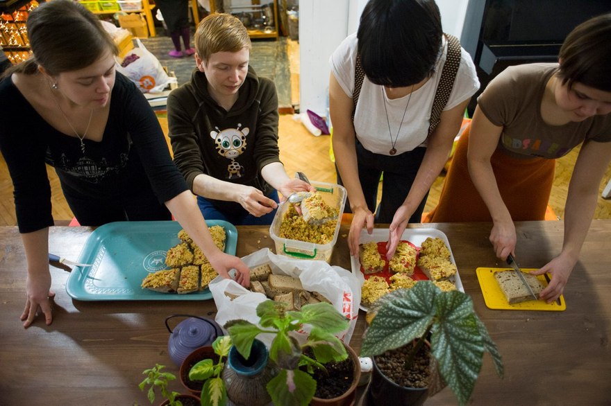 Food sharing. Фудшеринг в Санкт-Петербурге. Фуд Шеринг в Москве. Фудшеринг в Москве. Фудшеринг в СПБ.