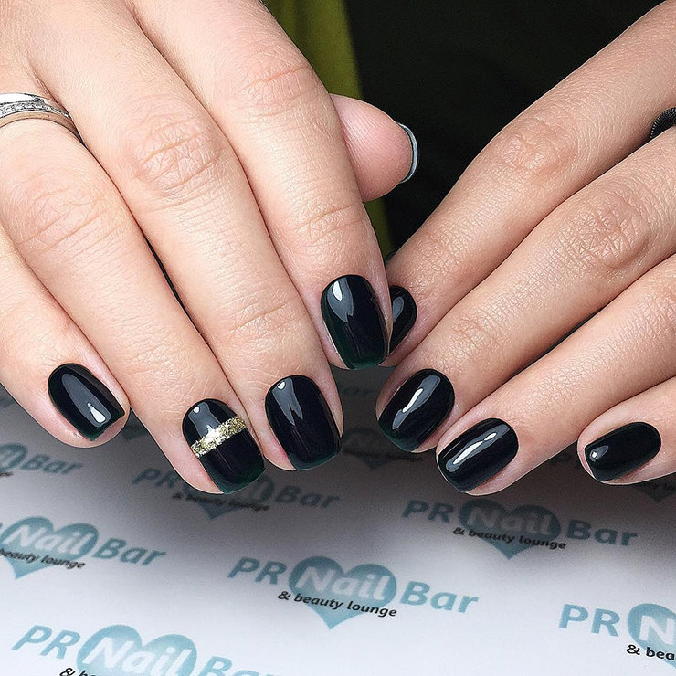 BlackNails