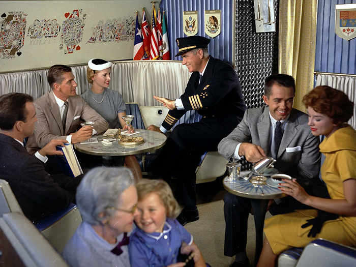 Как летали в самолётах в середине XX века: Когда каждый перелет - роскошный праздник Как летали в самолётах в середине XX века: Когда каждый перелет - роскошный праздник авиатур,мир,поездка