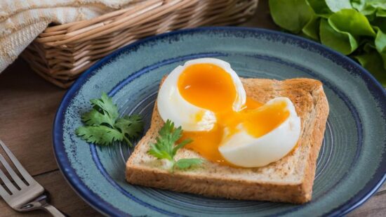 Рецепты с яйцами: 4 простых и необычных блюда, которые можно приготовить на ужин