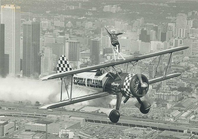 1919-1982 годы: главное — не смотреть вниз, или Ходоки по крыльям самолетов