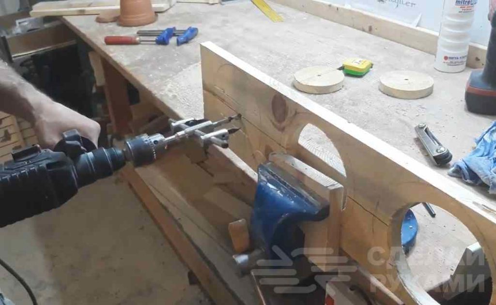 Деревянный столик с подставкой для цветочных горшков Деревянный столик с подставкой для цветочных горшков самоделкин