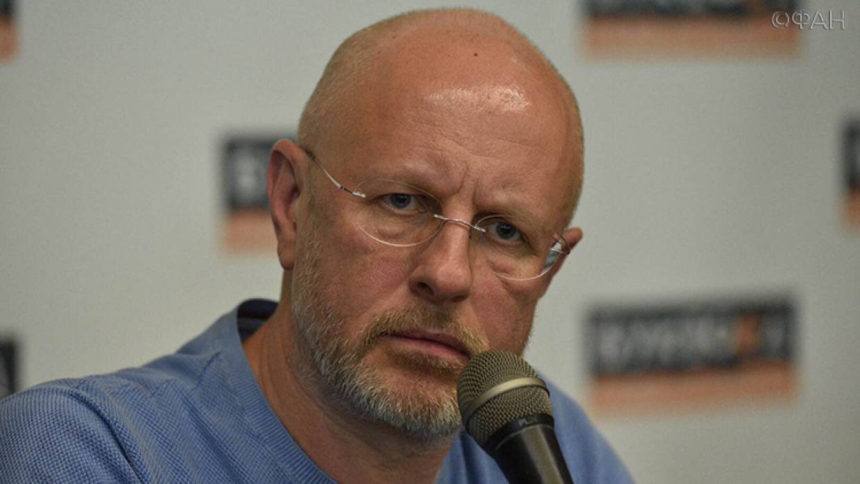 «Мне 60 лет, какие валентинки?»: «Гоблин» Пучков не стал праздновать 14 февраля