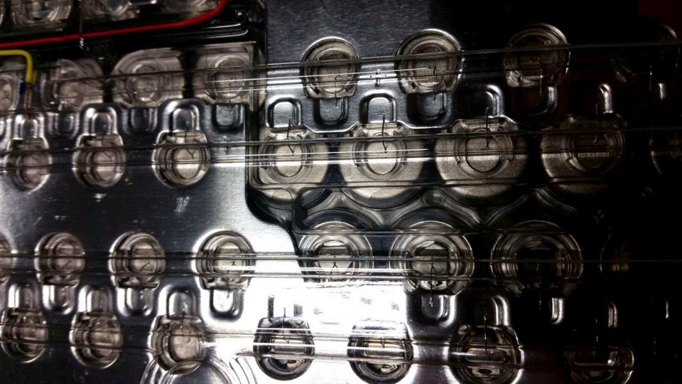 Из чего состоит батарея для Tesla Model S батарея электромобиля tesla,Марки и модели,ремонт автомобилей