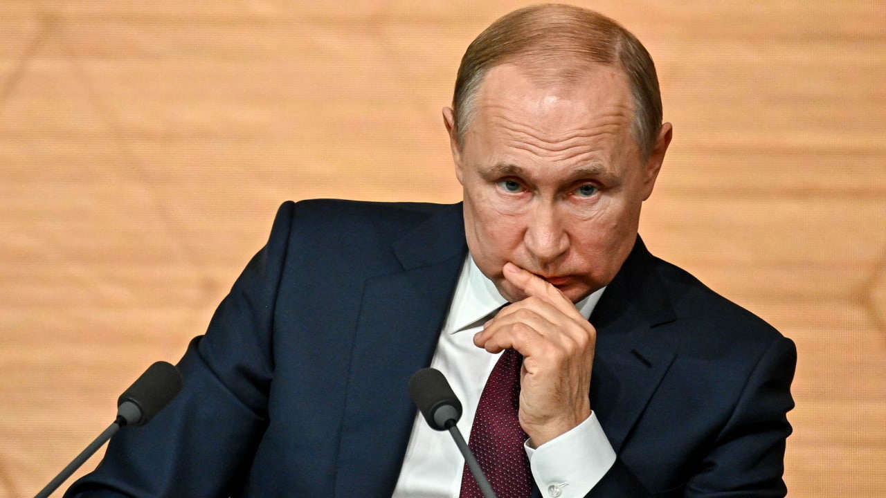 Путин назвал странными призывы Запада к победе Украины на поле боя