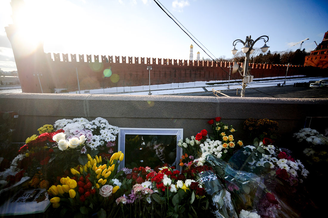 Мэрия Москвы разрешила установить памятную доску на доме, в котором жил Борис Немцов