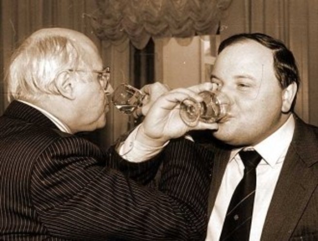 Выпить на брудершафт это. Правительство Ельцина - Гайдара.