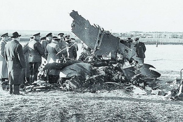 Американский самолет нарушил воздушное пространство СССР и был сбит