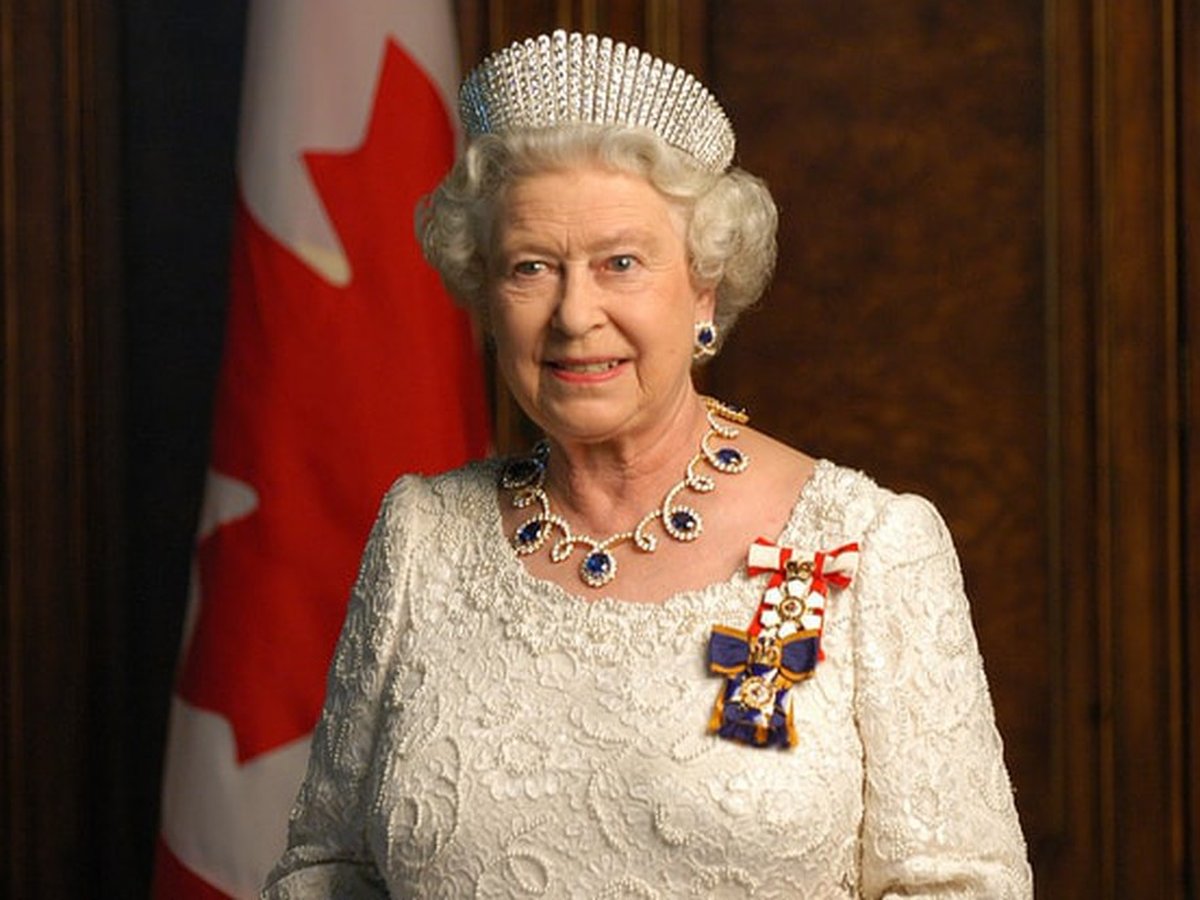 СМИ: Елизавета II не хотела становиться королевой