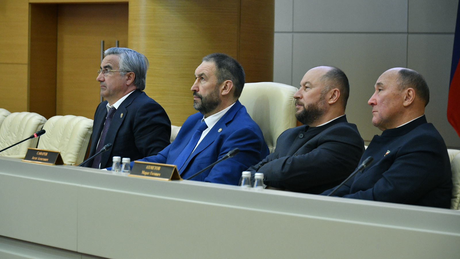 Алексей Песошин провел заседание Совета по реализации законодательства о языках Республики Татарстан