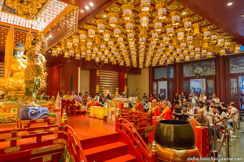 Храм зуба будды