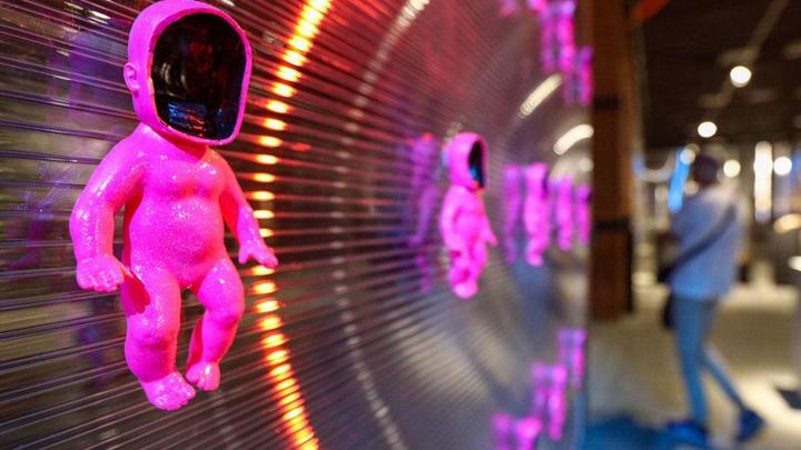 Расследование: Россия превратилась в фабрику "суррогатных" детей для китайцев и геев